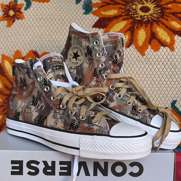 Converse A02414C
CTAS PRO HI
HAMADAN/PINECONE BROWN/BLACK
Men’s sneakers - Picture 7 of 16